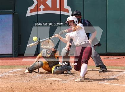 Thumbnail 2 in Calallen vs. Liberty (UIL 4A Softball Final) photogallery.