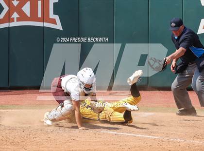 Thumbnail 2 in Calallen vs. Liberty (UIL 4A Softball Final) photogallery.