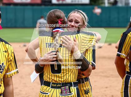 Thumbnail 2 in Calallen vs. Liberty (UIL 4A Softball Final) photogallery.