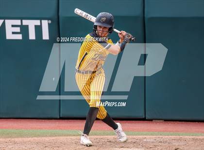 Thumbnail 1 in Calallen vs. Liberty (UIL 4A Softball Final) photogallery.