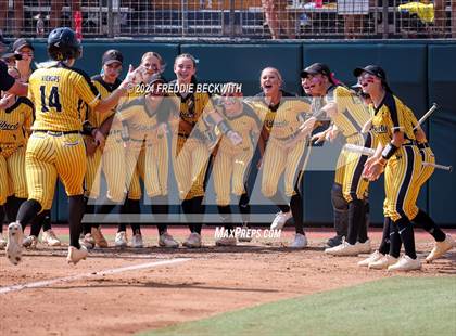 Thumbnail 1 in Calallen vs. Liberty (UIL 4A Softball Final) photogallery.