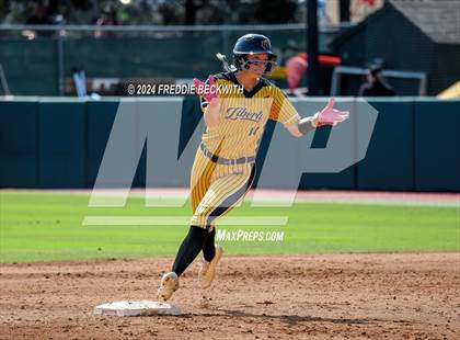Thumbnail 2 in Calallen vs. Liberty (UIL 4A Softball Final) photogallery.