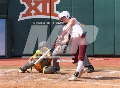 Thumbnail 3 in Calallen vs. Liberty (UIL 4A Softball Final) photogallery.