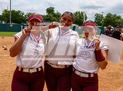 Thumbnail 3 in Calallen vs. Liberty (UIL 4A Softball Final) photogallery.