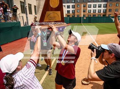 Thumbnail 1 in Calallen vs. Liberty (UIL 4A Softball Final) photogallery.