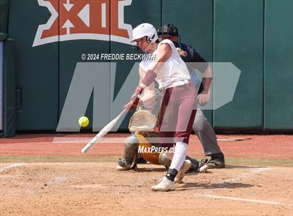 Thumbnail 1 in Calallen vs. Liberty (UIL 4A Softball Final) photogallery.