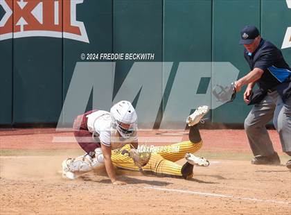 Thumbnail 3 in Calallen vs. Liberty (UIL 4A Softball Final) photogallery.