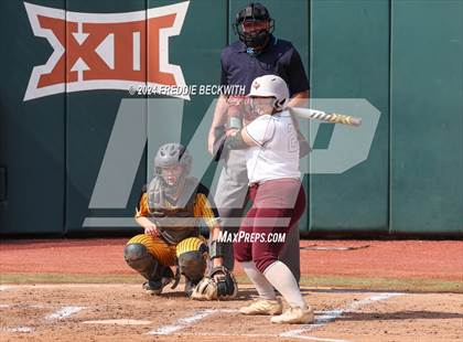 Thumbnail 3 in Calallen vs. Liberty (UIL 4A Softball Final) photogallery.