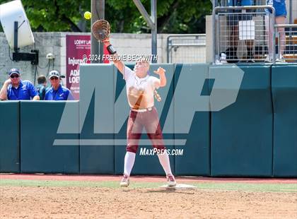 Thumbnail 1 in Calallen vs. Liberty (UIL 4A Softball Final) photogallery.
