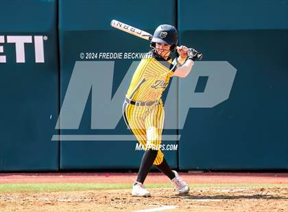 Thumbnail 2 in Calallen vs. Liberty (UIL 4A Softball Final) photogallery.