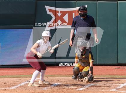 Thumbnail 2 in Calallen vs. Liberty (UIL 4A Softball Final) photogallery.