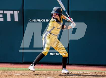 Thumbnail 1 in Calallen vs. Liberty (UIL 4A Softball Final) photogallery.