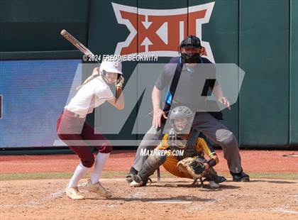 Thumbnail 1 in Calallen vs. Liberty (UIL 4A Softball Final) photogallery.