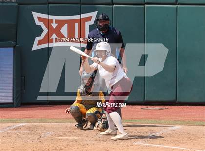 Thumbnail 3 in Calallen vs. Liberty (UIL 4A Softball Final) photogallery.