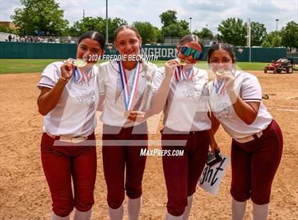 Thumbnail 3 in Calallen vs. Liberty (UIL 4A Softball Final) photogallery.