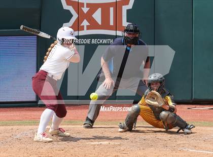 Thumbnail 3 in Calallen vs. Liberty (UIL 4A Softball Final) photogallery.