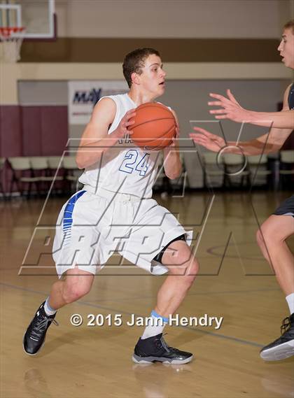 Thumbnail 2 in Ponderosa @ Catalina Foothills (MaxPreps Holiday Classic) photogallery.