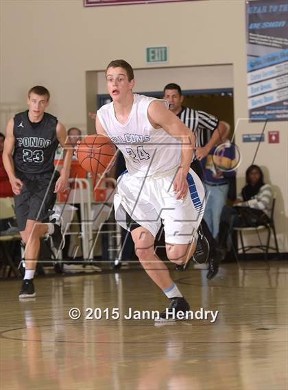 Thumbnail 2 in Ponderosa @ Catalina Foothills (MaxPreps Holiday Classic) photogallery.
