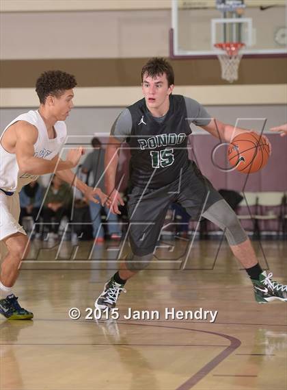 Thumbnail 3 in Ponderosa @ Catalina Foothills (MaxPreps Holiday Classic) photogallery.