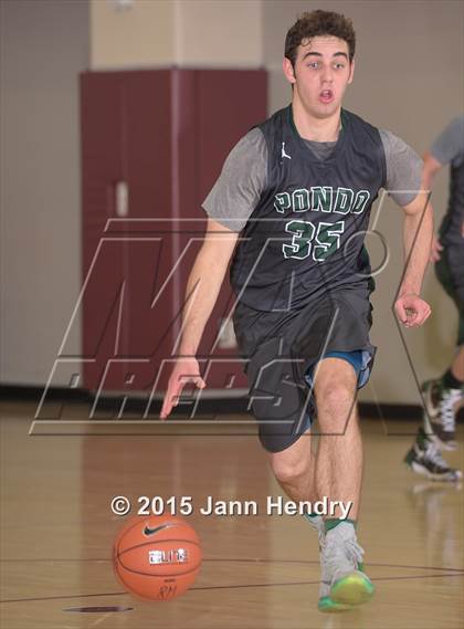 Thumbnail 2 in Ponderosa @ Catalina Foothills (MaxPreps Holiday Classic) photogallery.