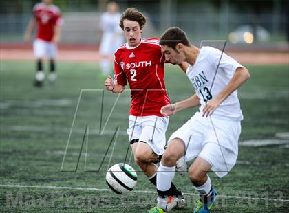 Thumbnail 2 in Fort Zumwalt South vs Glenbrook North (Gateway City Soccer Classic) photogallery.