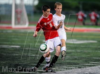 Thumbnail 3 in Fort Zumwalt South vs Glenbrook North (Gateway City Soccer Classic) photogallery.