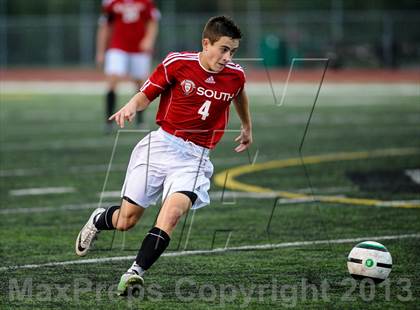 Thumbnail 2 in Fort Zumwalt South vs Glenbrook North (Gateway City Soccer Classic) photogallery.
