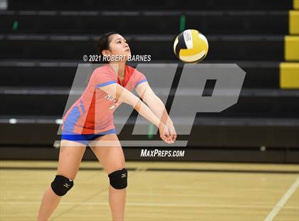 Thumbnail 2 in Triton @ Burlington Township photogallery.