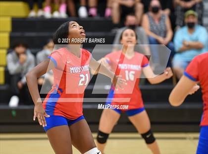 Thumbnail 3 in Triton @ Burlington Township photogallery.