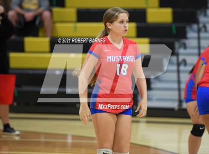 Thumbnail 2 in Triton @ Burlington Township photogallery.