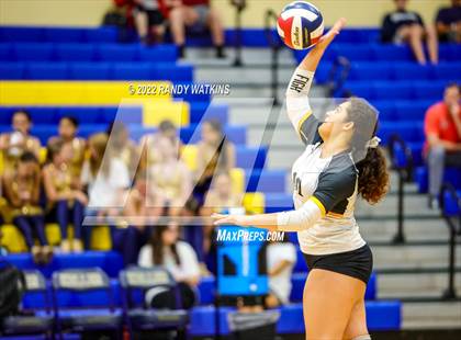 Thumbnail 3 in Fossil Ridge @ Keller photogallery.