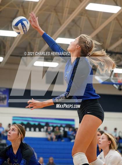 Thumbnail 2 in New Waverly @ Anderson-Shiro photogallery.