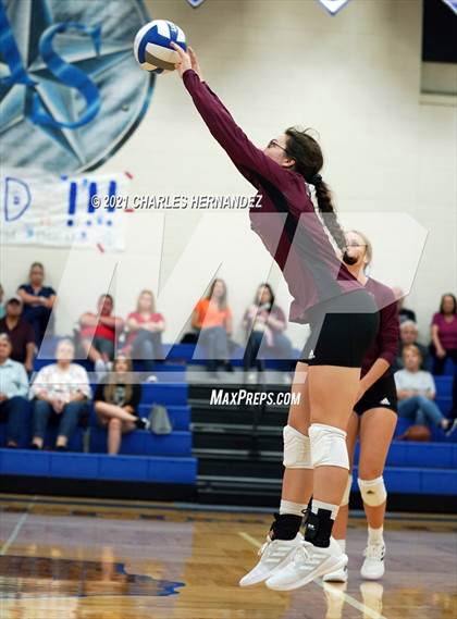Thumbnail 1 in New Waverly @ Anderson-Shiro photogallery.