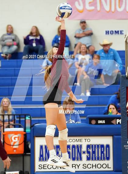 Thumbnail 2 in New Waverly @ Anderson-Shiro photogallery.