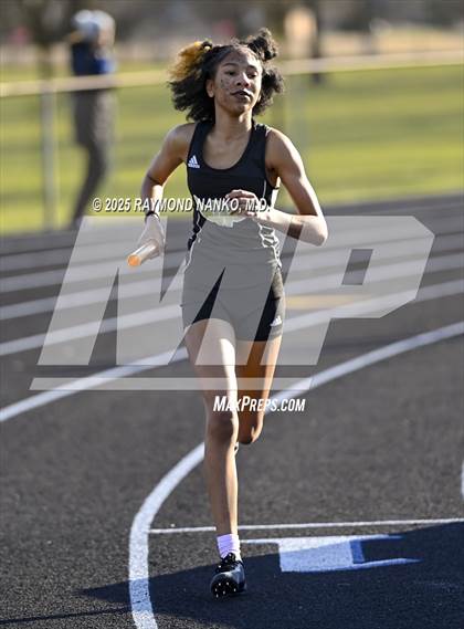 Thumbnail 3 in Hamilton Southeastern Triangular Invite (3200m Relay)  photogallery.
