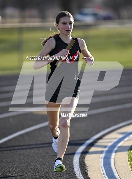 Thumbnail 1 in Hamilton Southeastern Triangular Invite (3200m Relay)  photogallery.