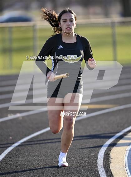 Thumbnail 1 in Hamilton Southeastern Triangular Invite (3200m Relay)  photogallery.