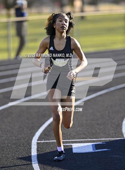Thumbnail 1 in Hamilton Southeastern Triangular Invite (3200m Relay)  photogallery.