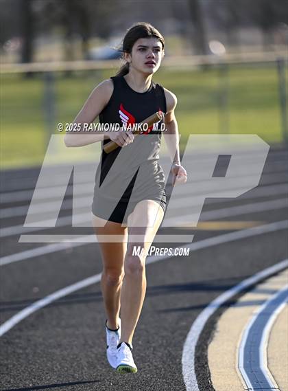 Thumbnail 1 in Hamilton Southeastern Triangular Invite (3200m Relay)  photogallery.