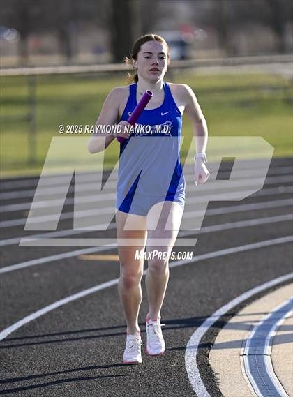 Thumbnail 1 in Hamilton Southeastern Triangular Invite (3200m Relay)  photogallery.