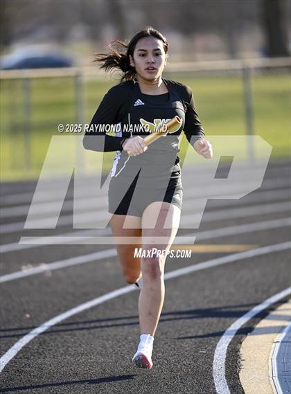 Thumbnail 3 in Hamilton Southeastern Triangular Invite (3200m Relay)  photogallery.
