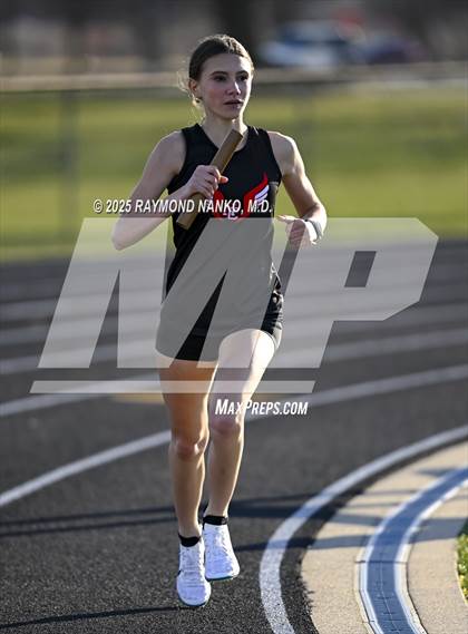 Thumbnail 3 in Hamilton Southeastern Triangular Invite (3200m Relay)  photogallery.