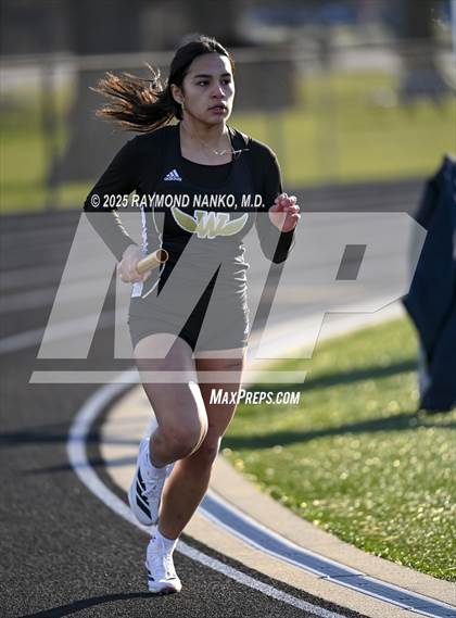 Thumbnail 3 in Hamilton Southeastern Triangular Invite (3200m Relay)  photogallery.