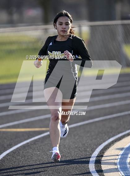 Thumbnail 3 in Hamilton Southeastern Triangular Invite (3200m Relay)  photogallery.