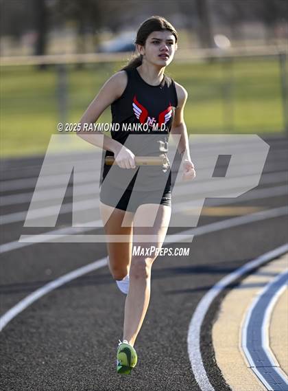 Thumbnail 2 in Hamilton Southeastern Triangular Invite (3200m Relay)  photogallery.