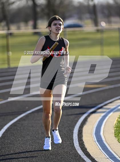 Thumbnail 3 in Hamilton Southeastern Triangular Invite (3200m Relay)  photogallery.