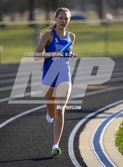 Thumbnail 1 in Hamilton Southeastern Triangular Invite (3200m Relay)  photogallery.