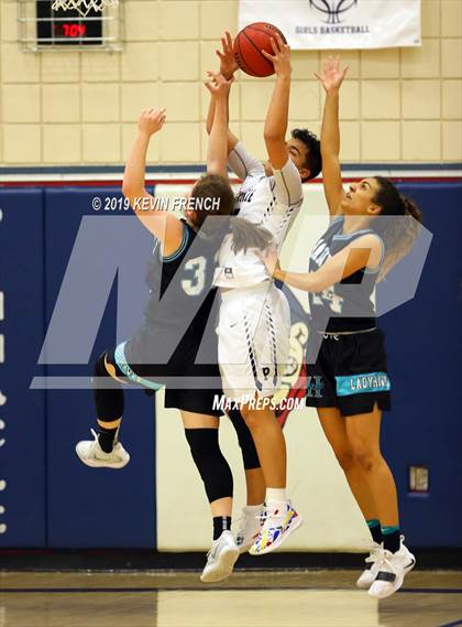 Thumbnail 1 in Highland vs. Pinnacle (AIA 6A Quarterfinal) photogallery.