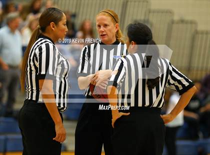 Thumbnail 2 in Highland vs. Pinnacle (AIA 6A Quarterfinal) photogallery.