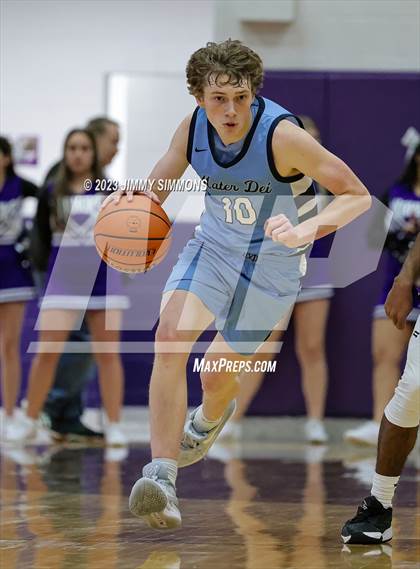 Thumbnail 2 in Mater Dei @ Collinsville photogallery.